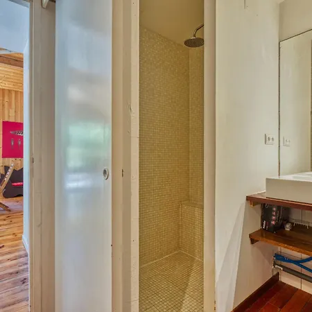 Les Bains Douche By Interhome Semesterbostad *