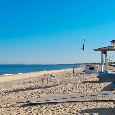 Les Bains Douche By Interhome *